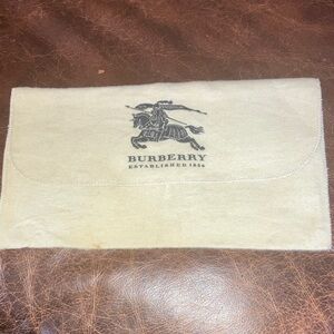 Burberry Vintage fleece flap wallet dust Bag
